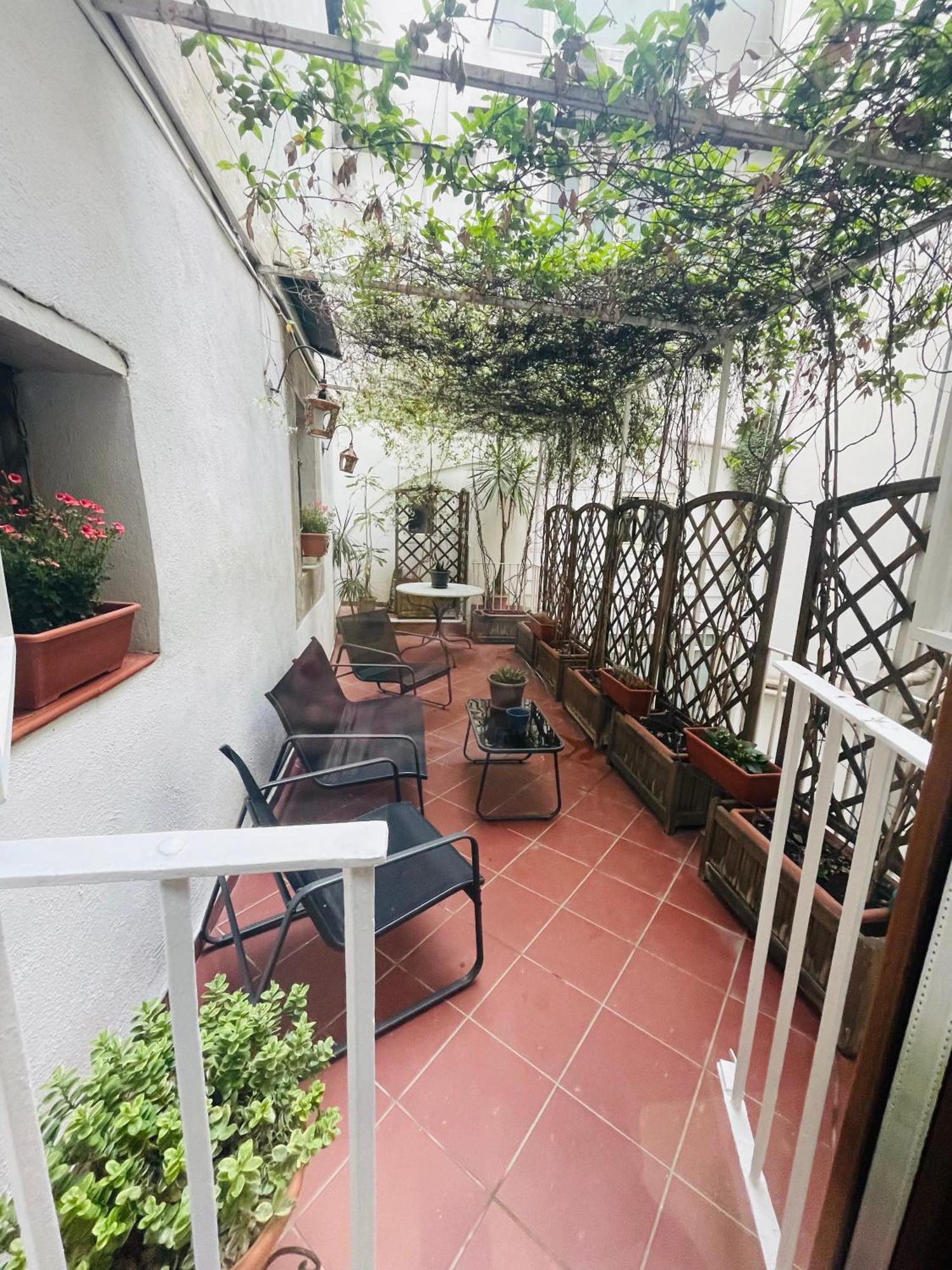 Re Gallo Luxury Apartment Plebiscito In Via Chiaia Naples Exterior photo
